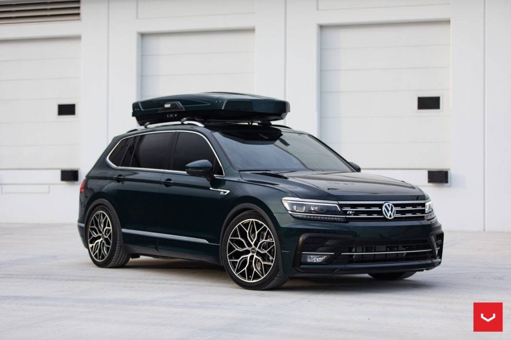 VW Tiguan r20. Диски r20 Volkswagen Tiguan. VW Tiguan r20 черные. Тигуан 2 r20.